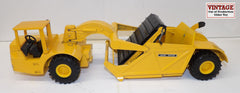 #508EO 1/16 John Deere Elevating Scraper - No Box, AS IS
