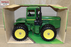 #5508CA 1/16 John Deere 8650 4WD Tractor with Duals, Collector Edition