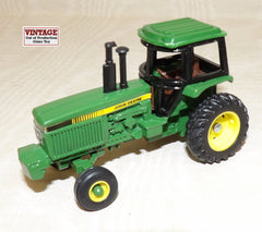 #5509EO 1/64 John Deere "4450" Tractor - Used, AS IS