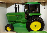 #5583 1/16 John Deere 4255 Row Crop Tractor