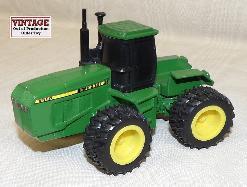 #5603EO 1/64 John Deere 8560 4WD Tractor with Duals - No Package, AS IS