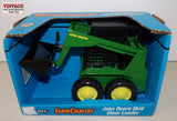 #569DP 1/16 John Deere Green Skid Steer Loader