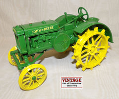 #5700TA 1/16 John Deere Model C Tractor, 1993 Two-Cylinder Club Collector Edition