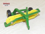 #5751FO 1/64 John Deere Hay Rake - No Package, AS IS