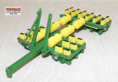 #576FO 1/64 John Deere 7200 MaxEmerge 2 12-Row Planter - Used, No Package, AS IS