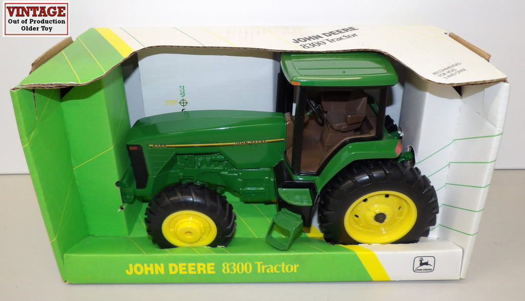 #5786DO 1/16 John Deere 8300 MFWD Tractor