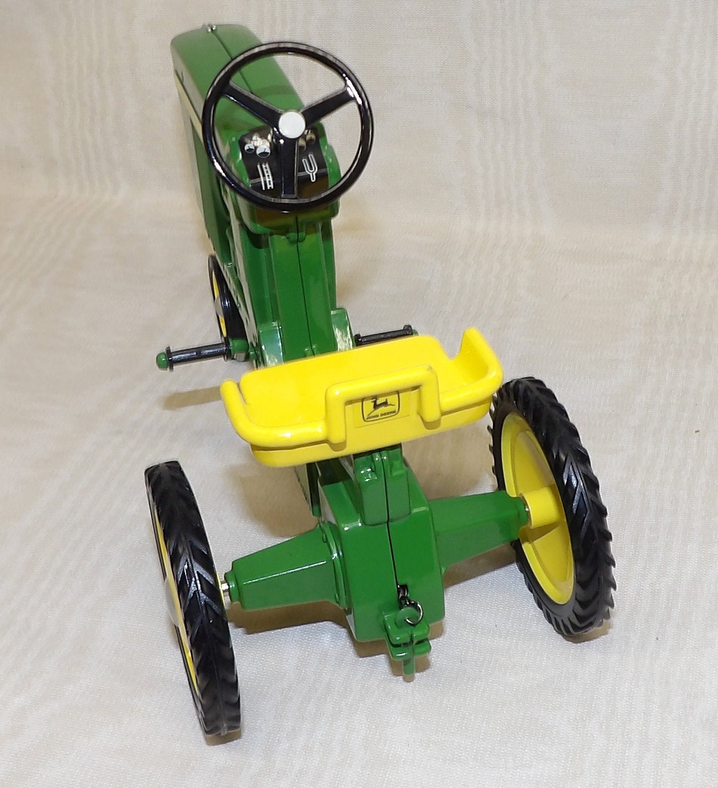 5917EO 1/6 John Deere Model 20 Pedal Tractor - No Box, AS IS