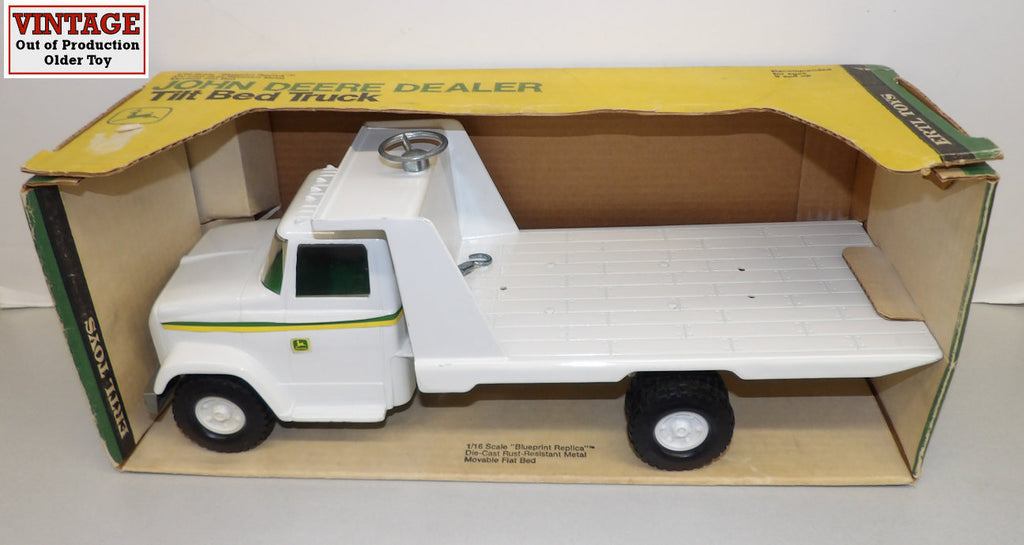 #594 1/16 John Deere Dealer Tilt Bed Truck