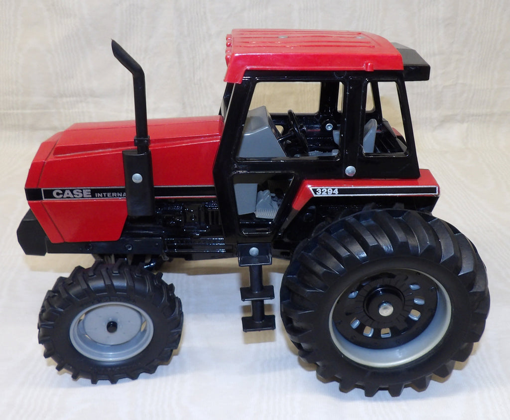 #601 1/16 Case-IH 3294 Front Wheel Drive Tractor