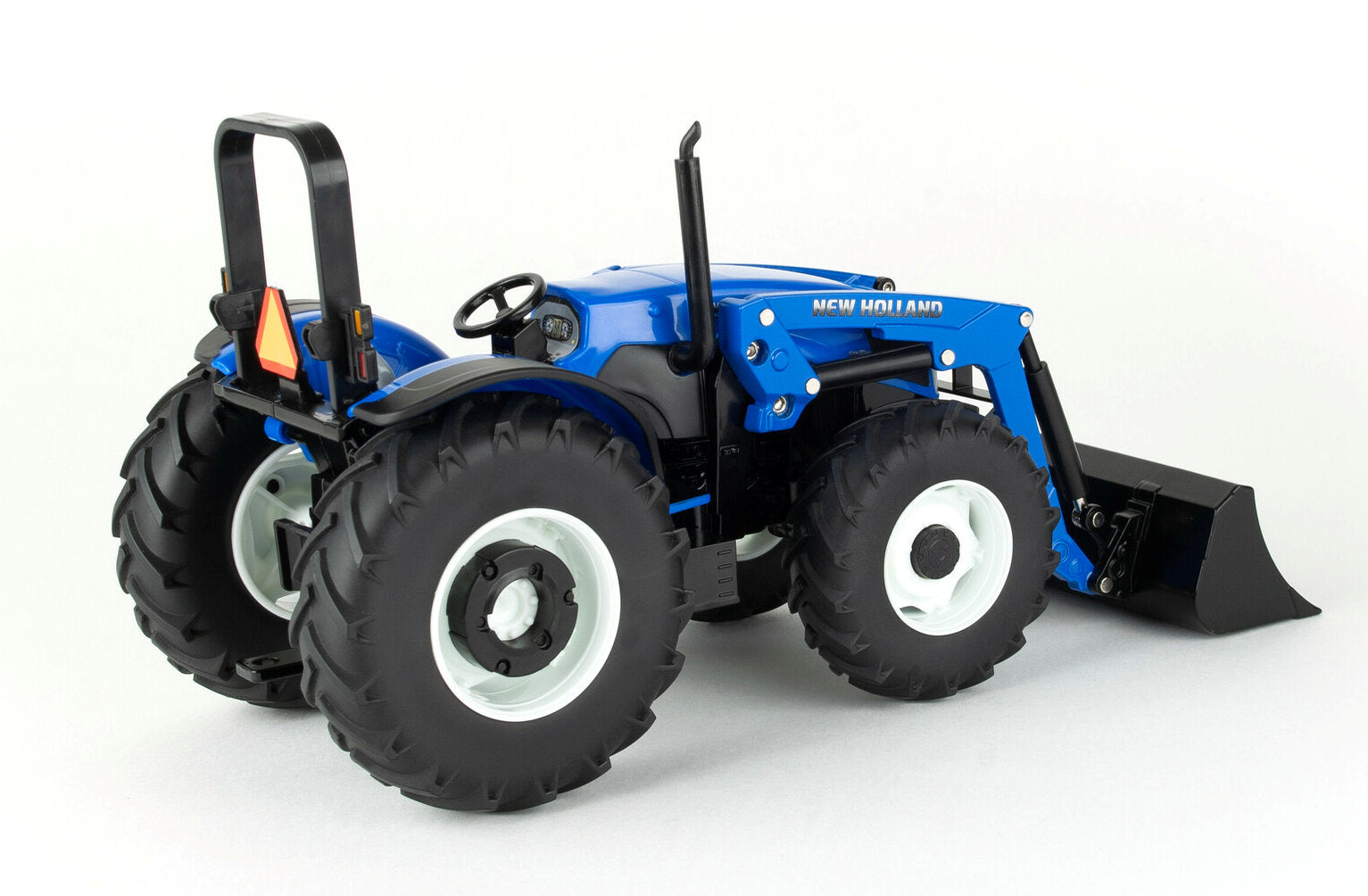 61013 #61013 1/16 New Holland Workmaster 120 Tractor with Loader | Action Toys