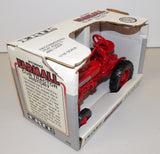 #652 1/16 Farmall Cub Tractor 1959-1963