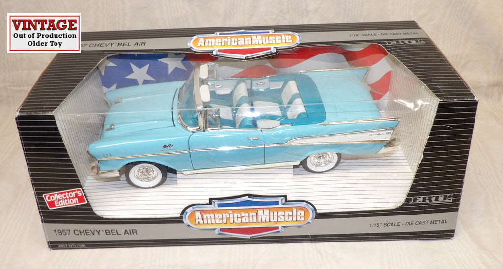 #7480 1/18 1957 Chevy Bel Air Convertible - Larkspur Blue