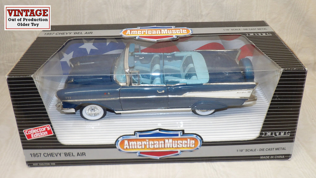 #7498 1/18 1957 Chevy Bel Air Convertible - Harbor Blue