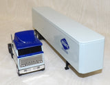 #7535UO 1/64 Overnight Express Mack Ultra-Liner with Sleeper & Trailer