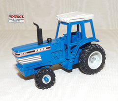 #896FO 1/64 Ford TW-35 FWA Tractor - No Package