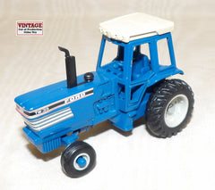 #899FO 1/64 Ford TW-35 Row Crop Tractor - No Package, AS IS