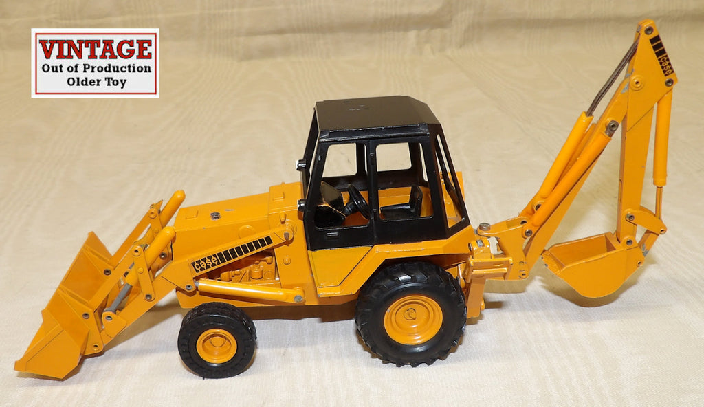 #C2928 1/35 Case Backhoe Loader - Broken Muffler, No Box, AS Is