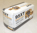 #C5408 1/32 Case 95XT "Heavy Lift" Skid Steer Loader