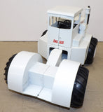 CB1401 1/16 Big Bud H-N 250 4WD Tractor with Single Wheels - No Box, AS IS