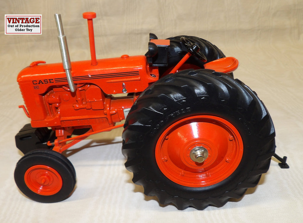 #CUST601 1/16 "Old Gold" Case DC-4 Puller Tractor