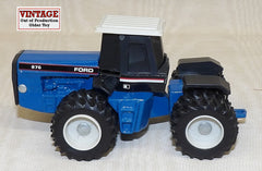 #F64876 1/64 Ford 876 4WD Tractor with Duals - No Package, AS IS