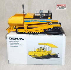 #NZG231 1/50 Demag Road Finisher (Asphalt Paver), Pre-Owned, Missing Canopy, AS IS