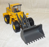 #NZG359 1/50 Volvo BM L150 Wheel Loader with Attachments, Pre-Owned