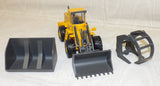 #NZG359 1/50 Volvo BM L150 Wheel Loader with Attachments, Pre-Owned