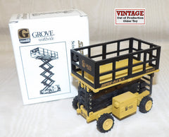 #NZG374 1/50 Grove Super-Maxx SM4688 Scissor Lift Platform, Pre-Owned