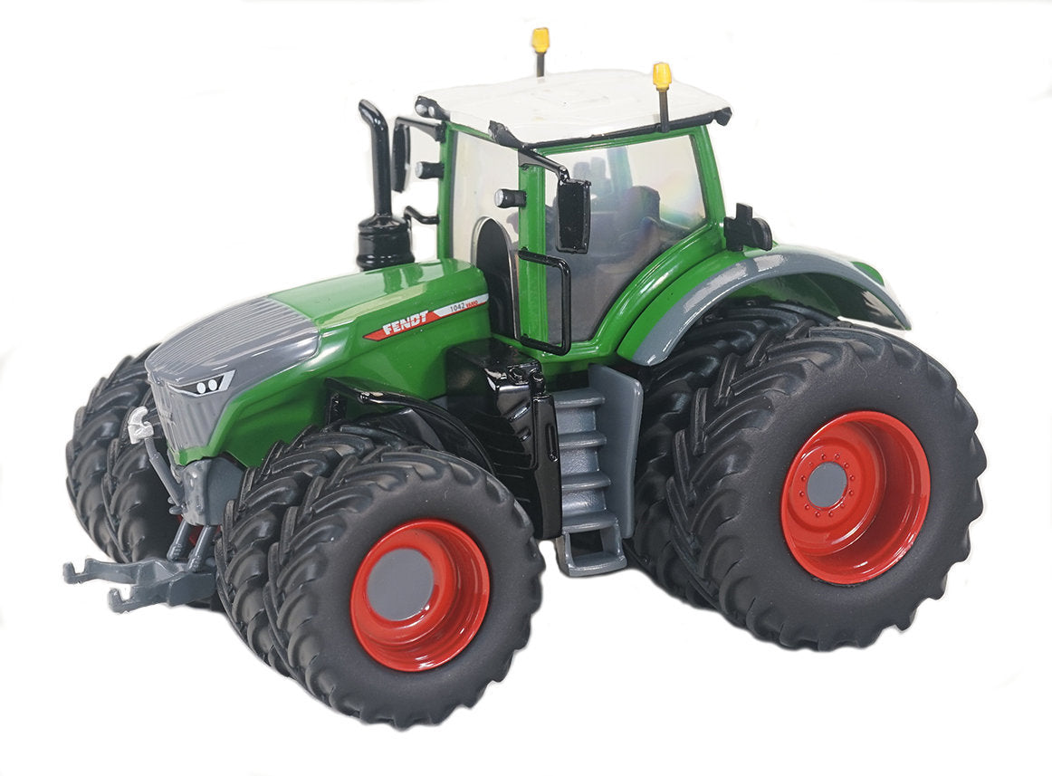 fendt pedal tractor SCT985 1/64 Fendt 1042 Vario Tractor with Front & Rear Duals