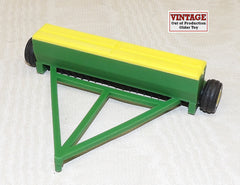 #ST24 1/64 Green Plastic Grain Drill - No Package, AS IS