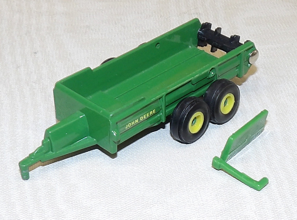#SY111 1/64 John Deere Manure Spreader - Broken Pusher, AS IS