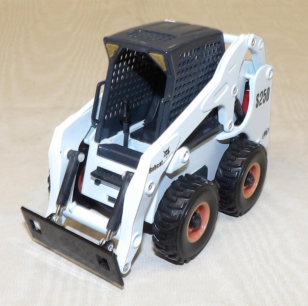 #SY116 1/25 Bobcat S250 Skid Steer Loader - Missing Bucket, AS IS