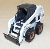 #SY116 1/25 Bobcat S250 Skid Steer Loader - Missing Bucket, AS IS