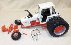 #SY122 1/16 Case 1570 Tractor with Duals, Precision Elite #2 - Broken, AS IS
