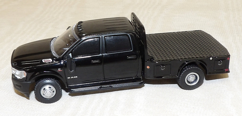 #SY46160 1/64 Black 2023 Ram 3500 Dually Flatbed Truck - Broken Mirror, AS IS