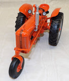 #ZJD1603 1/16 Case DC-3 Gas Tricycle Front Tractor - Bad Box, AS IS