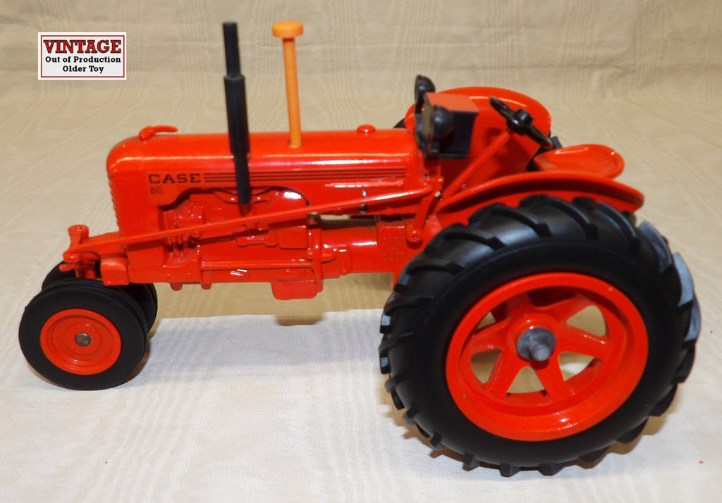 #ZJD719 1/16 Case DC-3 Tractor with Narrow Front