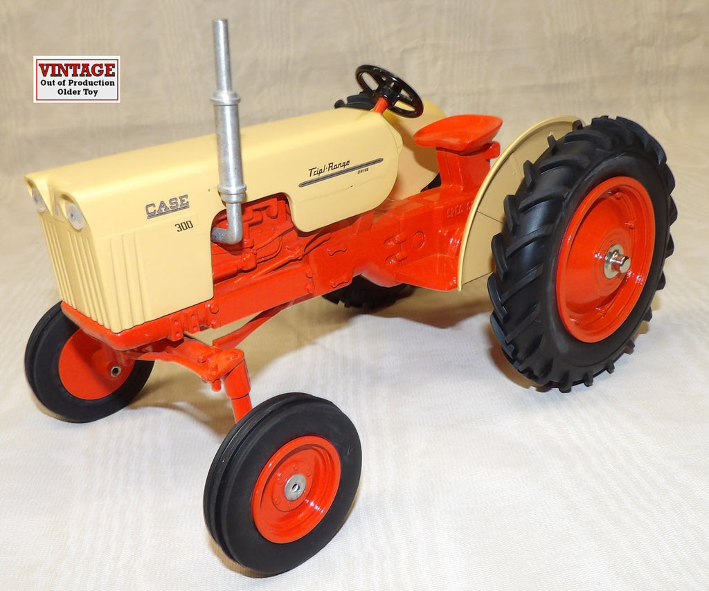 #ZJD782 1/16 Case 300 B-Series Wide Front Tractor