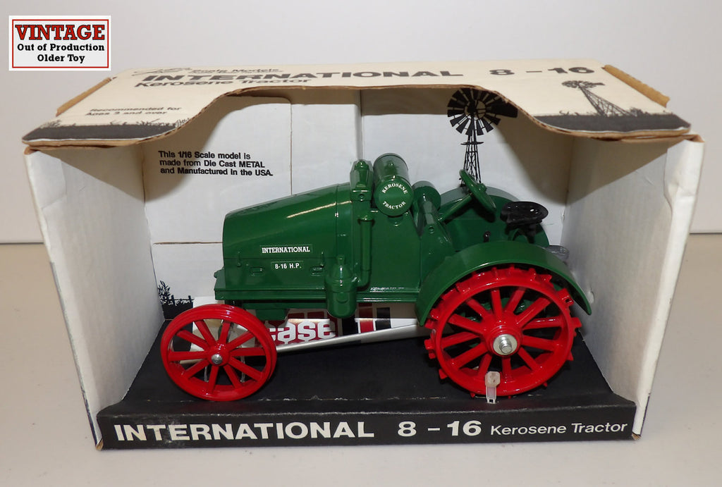 #ZSM733 1/16 International 8-16 H.P. Kerosene Tractor, Green