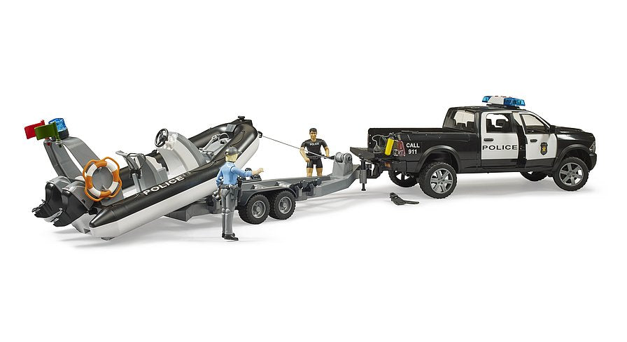 02507 1/16 Police Ram 2500 Pickup with Police Boat, Trailer & 2 Figur