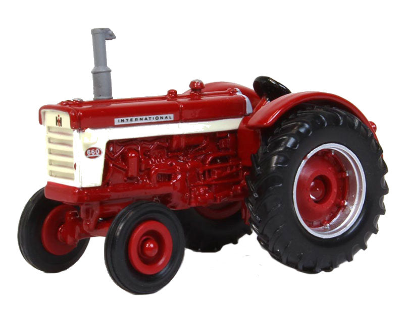 #44227 1/64 International 660 Tractor