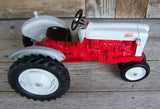 #JLE342C 1/12 Ford 900 Tractor - No Box
