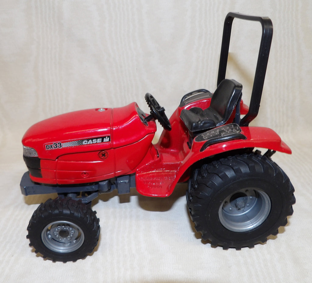 #ZSM938 1/16 Case-IH DX33 Utility Tractor, Collector Edition - AS IS